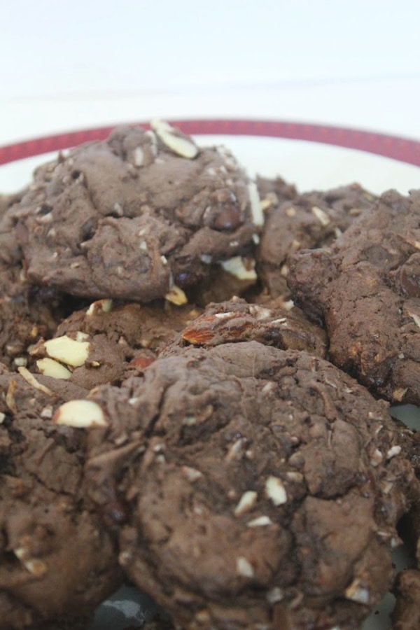 cookies on a plate 