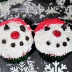 2 Snowman Cupcakes