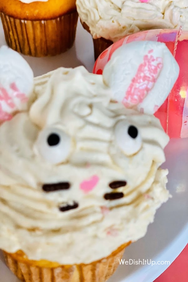 Easter Bunny Cupcake 