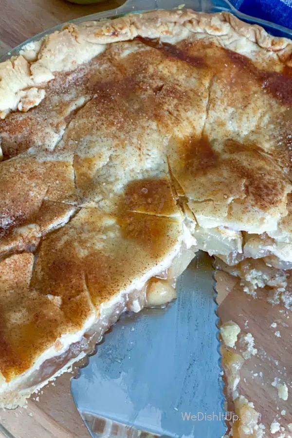 Pie with Spatula 