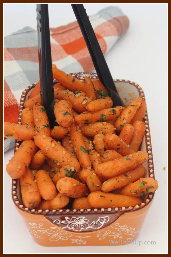 Carrots top Tongs 