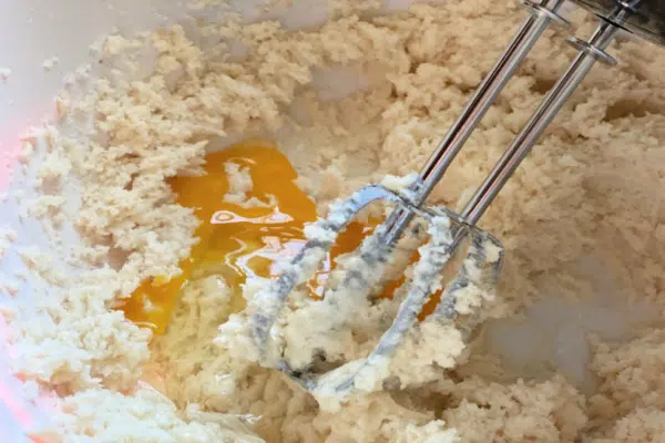 Mixing the dough