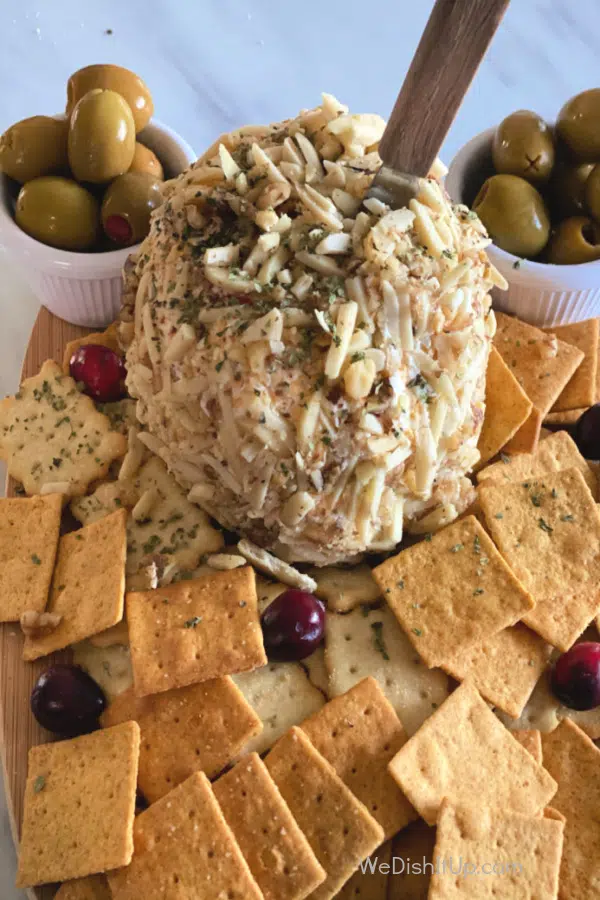 Spicy Cheese Ball with Nuts 