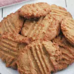 Easy Low Carb Peanut Butter Cookies