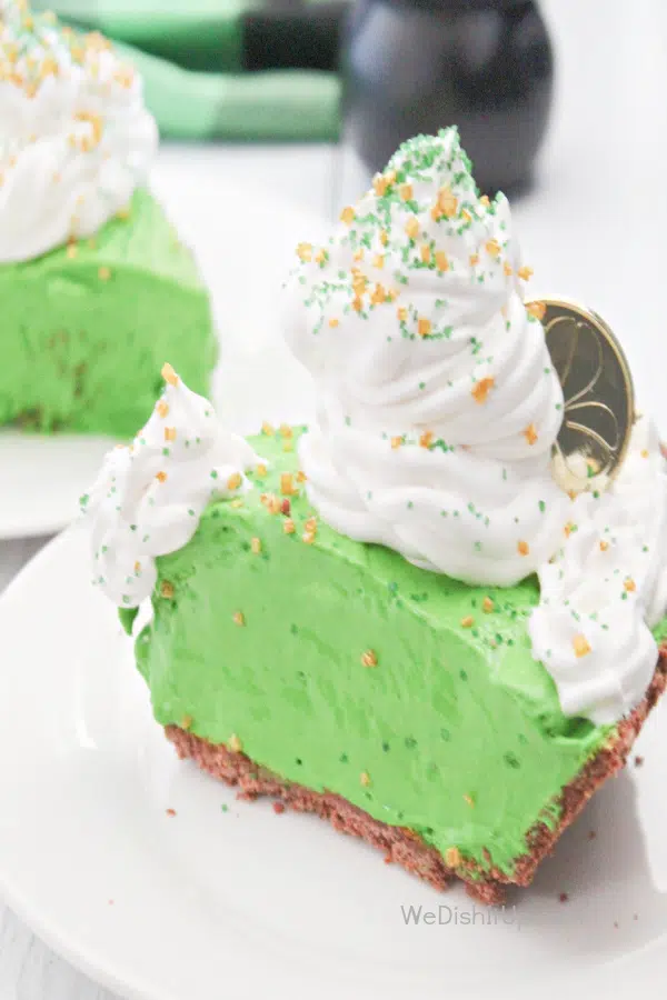 Shamrock Pie with Chocolate Crust 