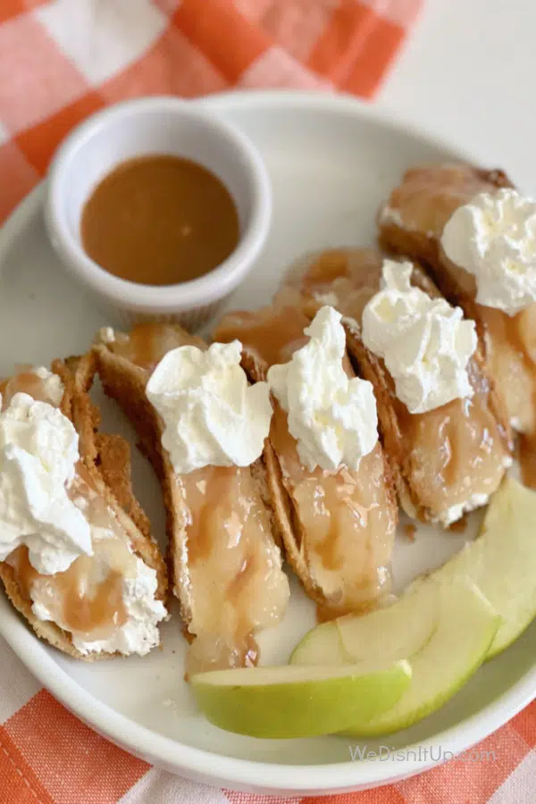 How to Make Caramel Apple Tacos