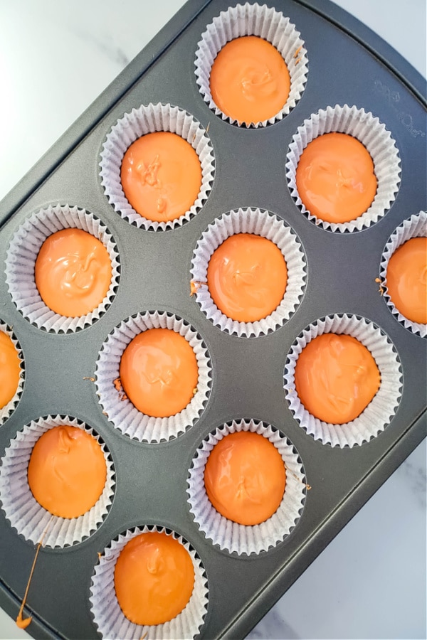 Top layer of candy over peanut butter.