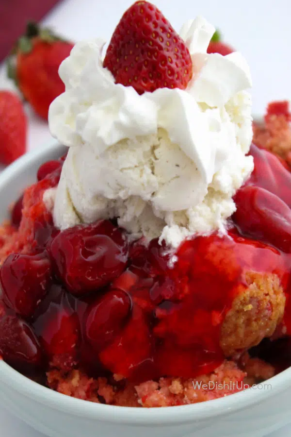 Strawberry Cream Cheese Dump cake