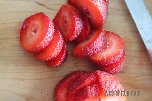 Cutting strawberries